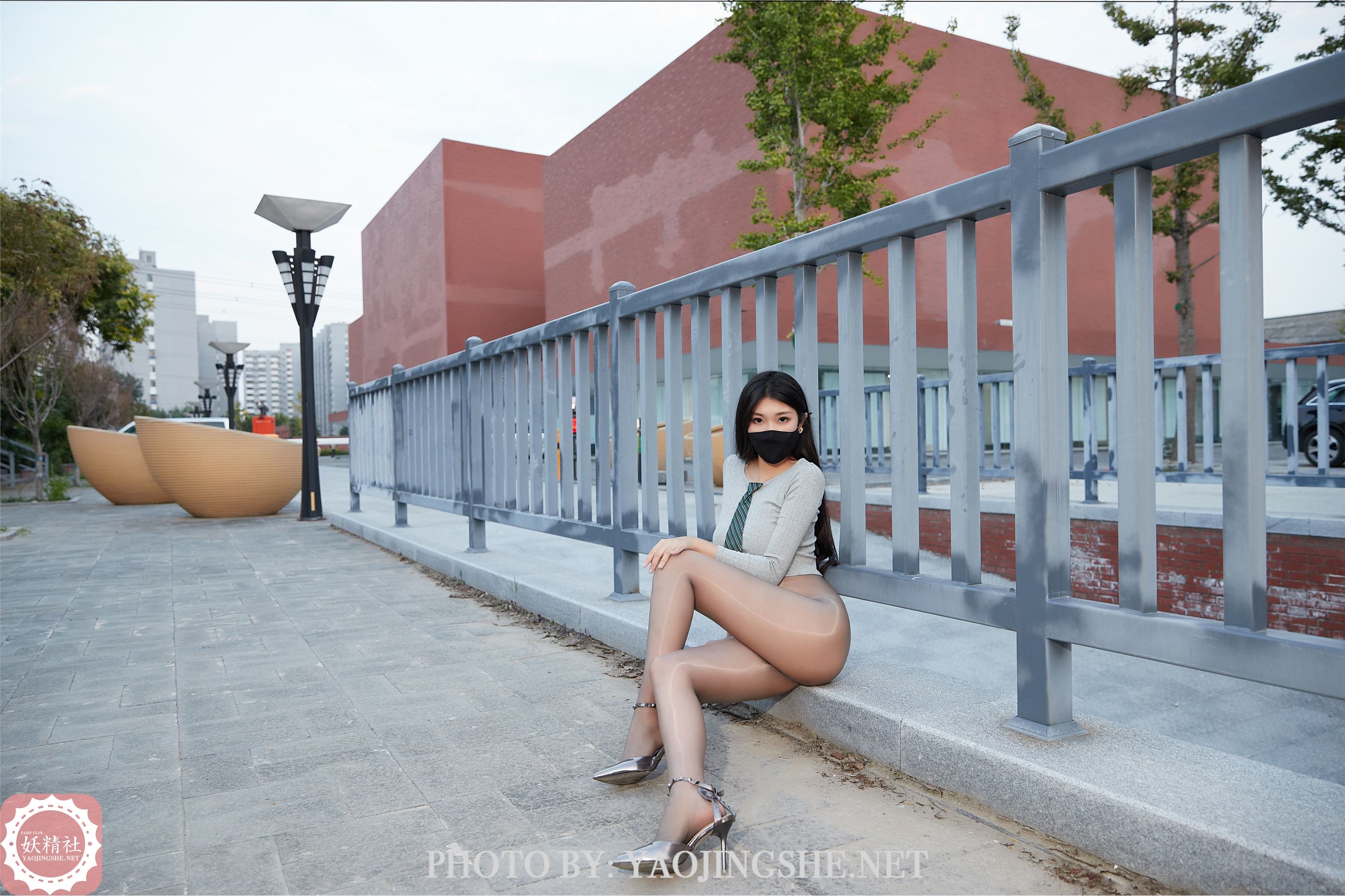 YAOJINGSHE 妖精社 T2044《苏伟-下班路上》